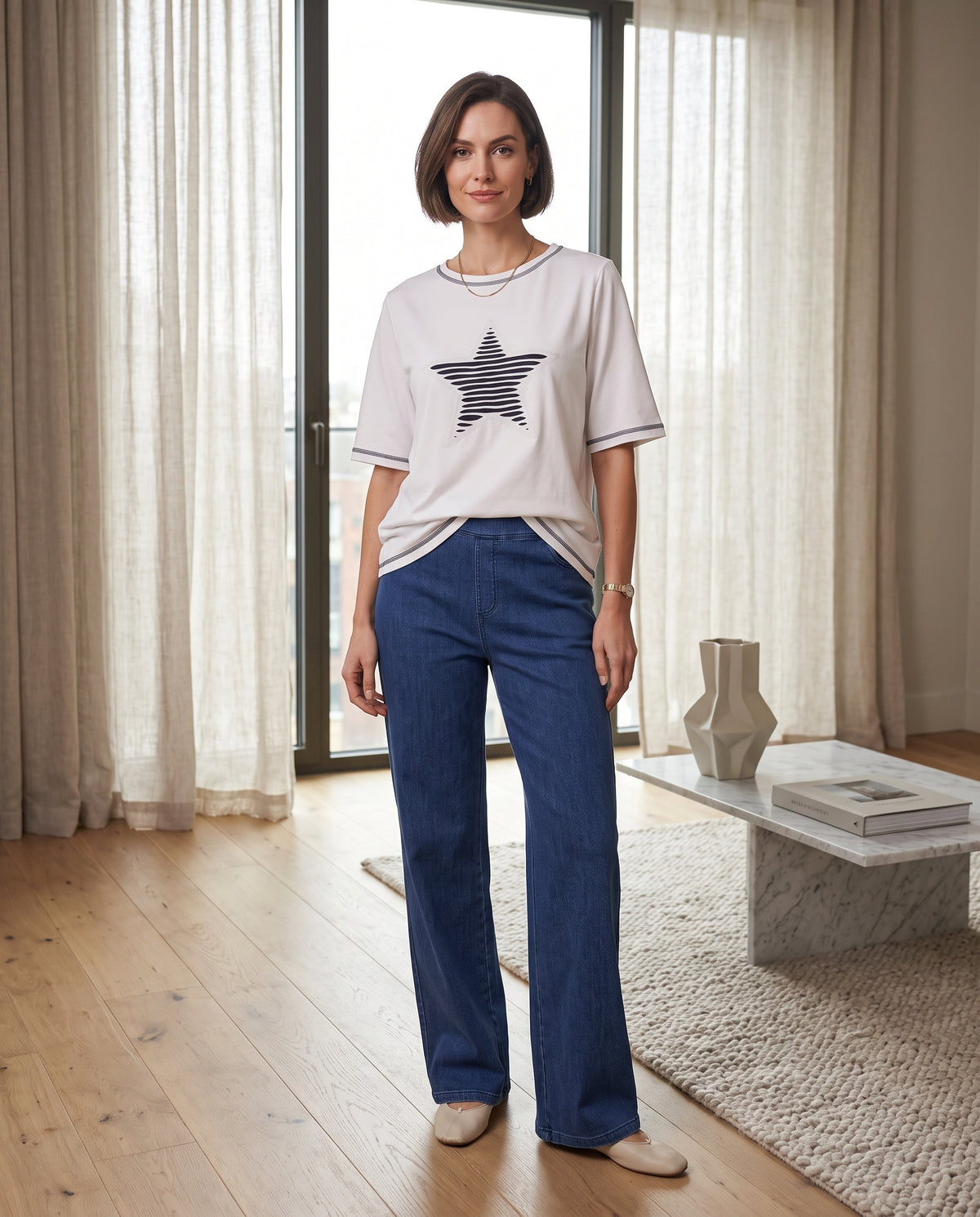 #JS42 Short Slv. Star Applique Stitching Top