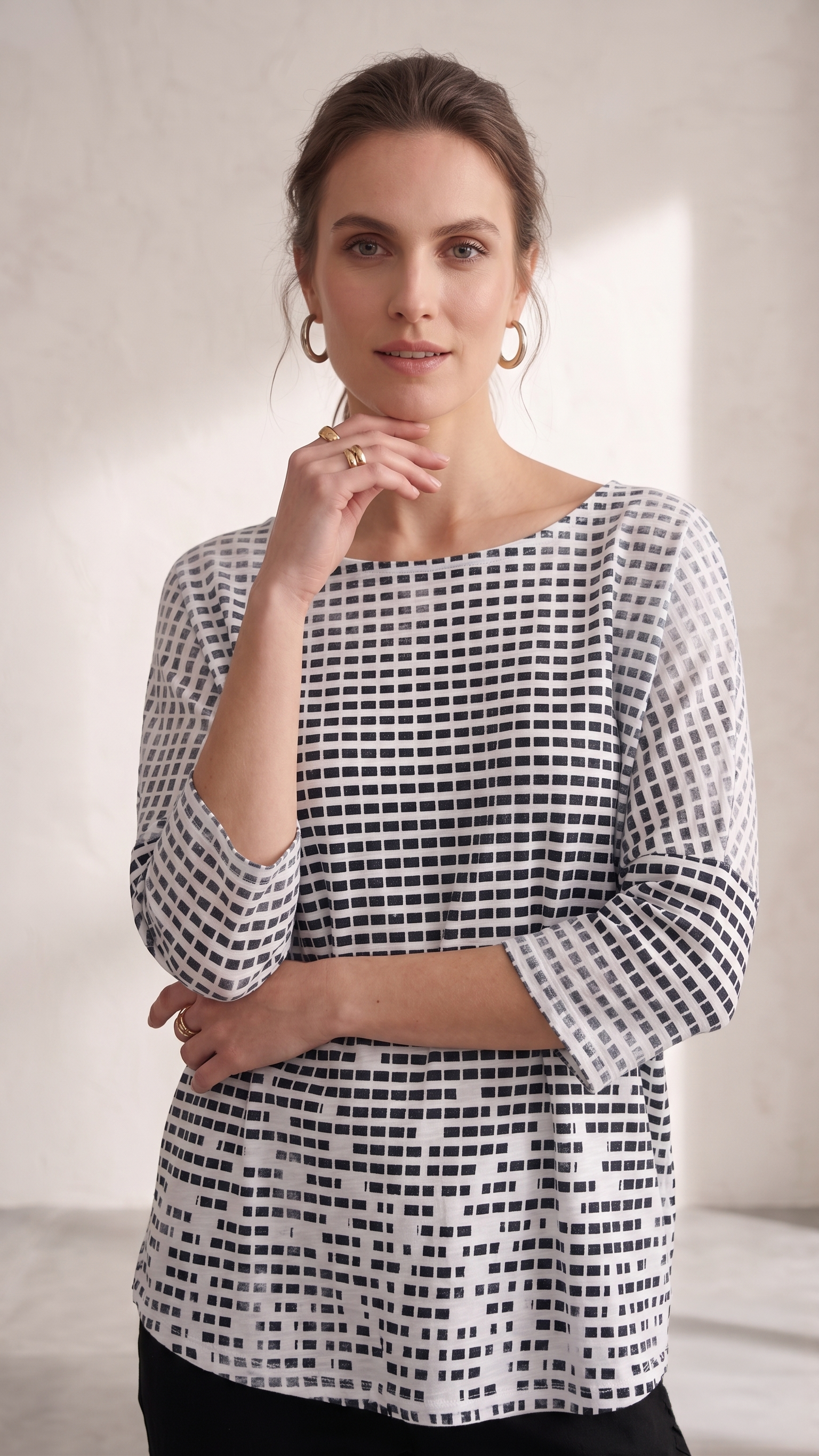 Style #1715-Wild Palms Wholesale Women's 100% Cotton Dolman Sleeve Geo Top