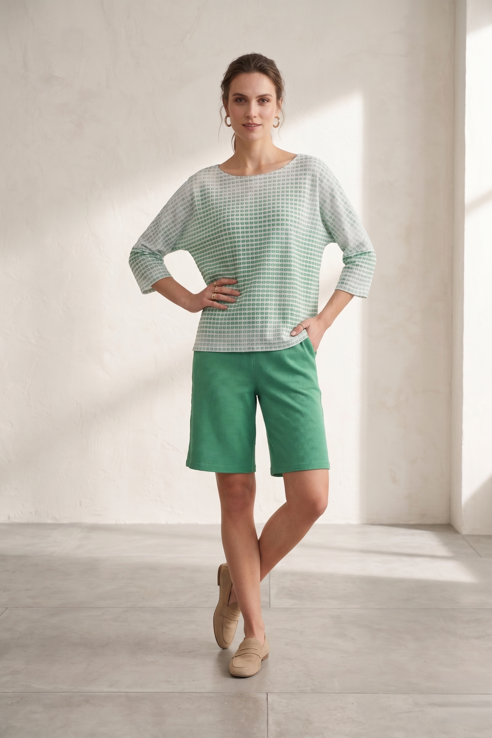 Style #1715-Wild Palms Wholesale Women's 100% Cotton Dolman Sleeve Geo Top
