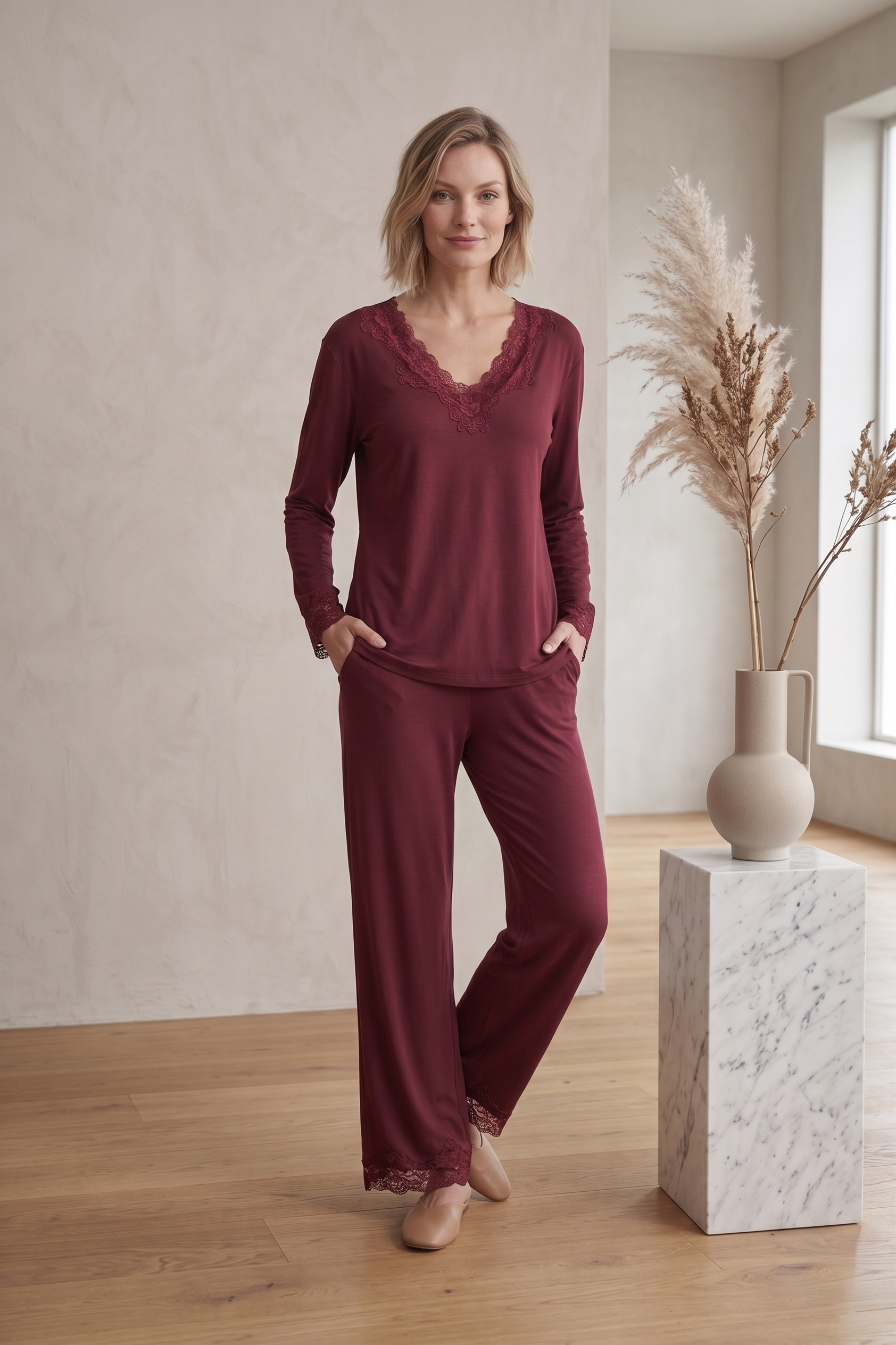 PJ71 Bracelet Sleeve Lace Trim Lounge Set