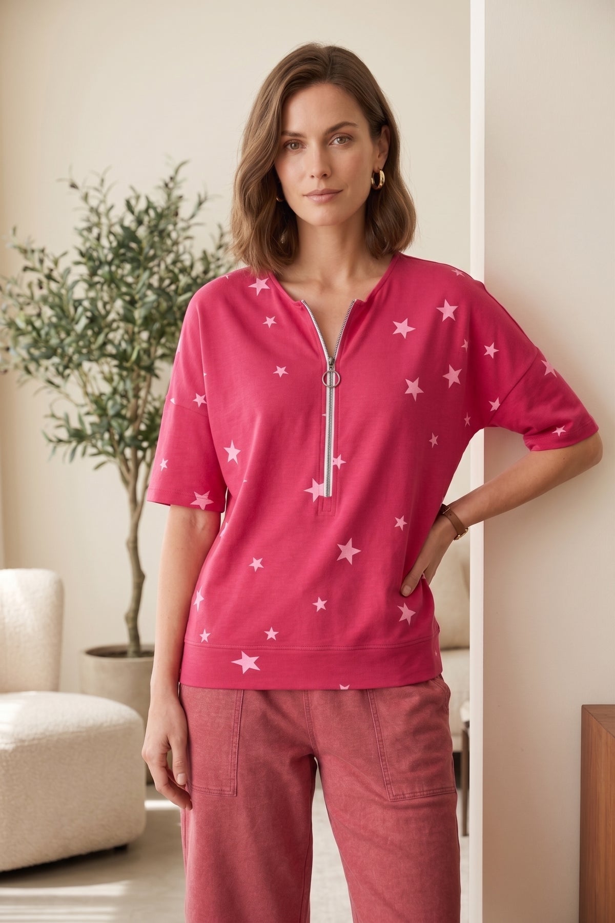 #JS43 Short Slv. Star Print Half-Zip Top