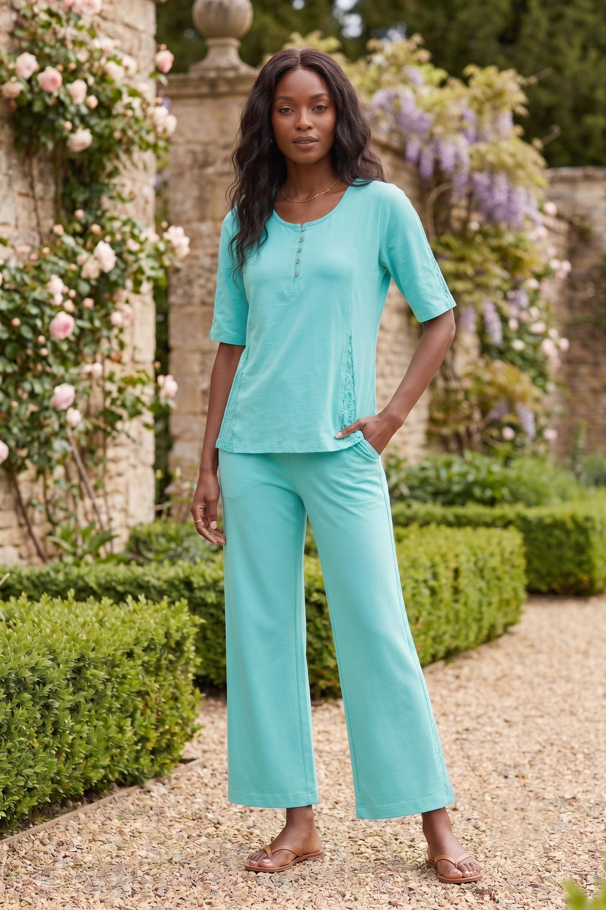 #FT55 | Lace Trim Capri